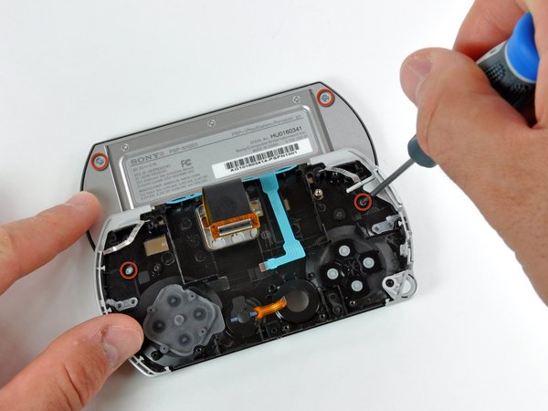 تعویض صفحه نمایش کنسول PSP Go