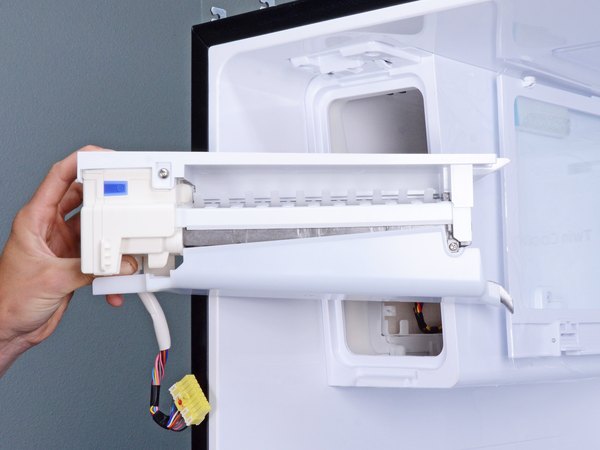 آموزش قدم‌به‌قدم تعویض یخ‌ساز یخچال سامسونگ — آموزش تعمیر