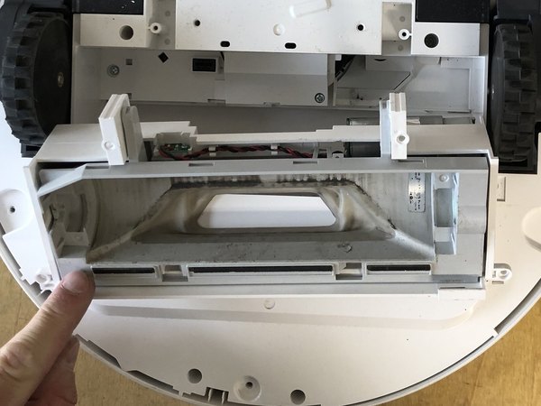 تعویض مجموعه برس اصلی جاروبرقی شیائومی Roborock S5 — آموزش تعمیر