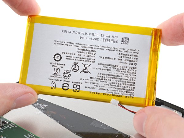 تعویض باتری کوبو کلارا کالر (Kobo Clara Colour)