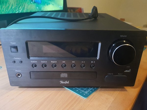 آموزش تعمیر درایو نوری سیستم صوتی Teufel IP 42 CR