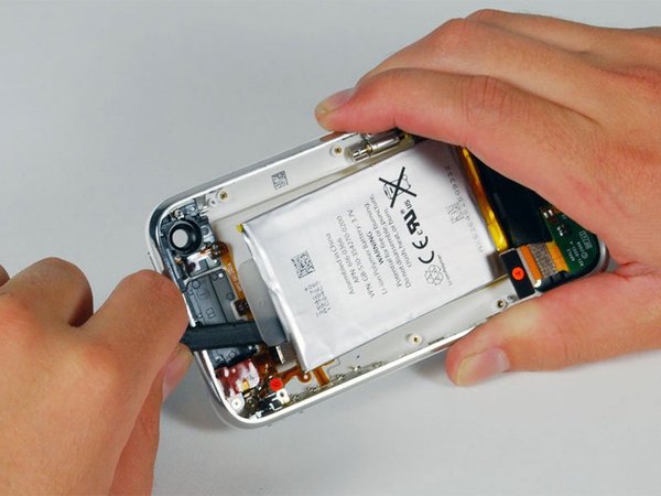 تعویض باتری آیفون 3G
