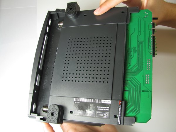 آموزش تعویض مادربرد مودم روتر لینک‌سیس WRT54GS v2