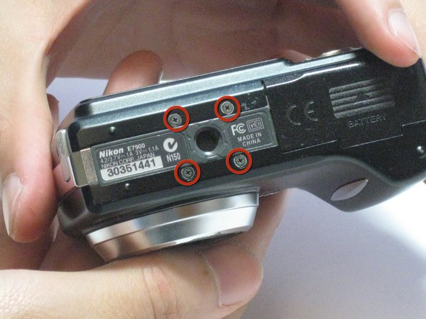 تعویض قاب پشتی دوربین نیکون Coolpix 7900
