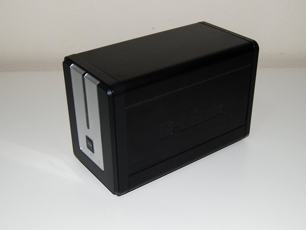 کالبدشکافی D-Link DNS-323: کشف مینی‌کامپیوتر لینوکسی در دل یک سرور ذخیره‌سازی خانگی